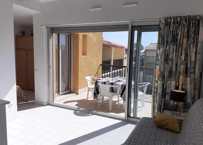 3 Pièces Terrasse Vue Et Piscine Richelieu Cap D'agde *